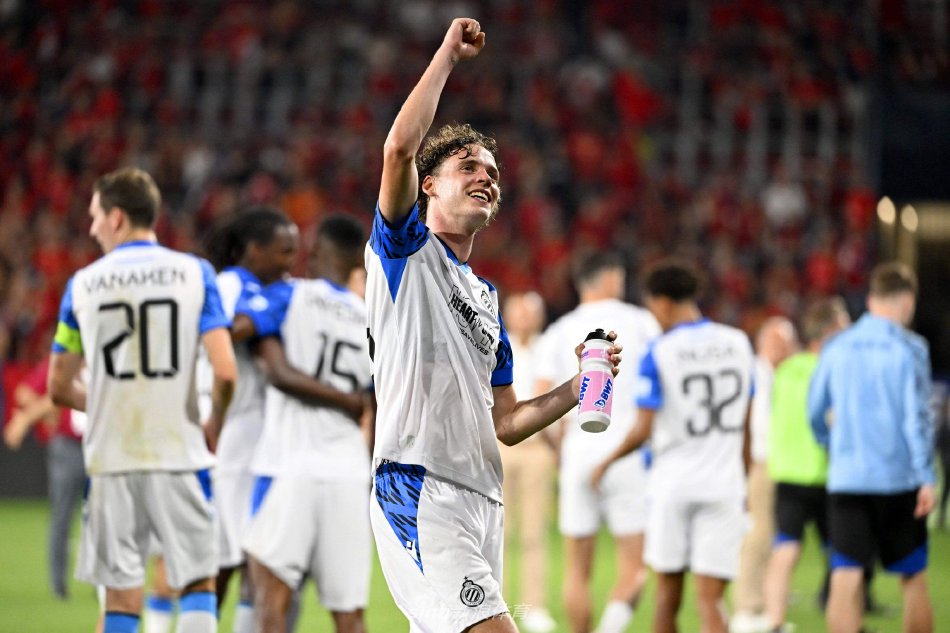 球员们和教 球员们和教