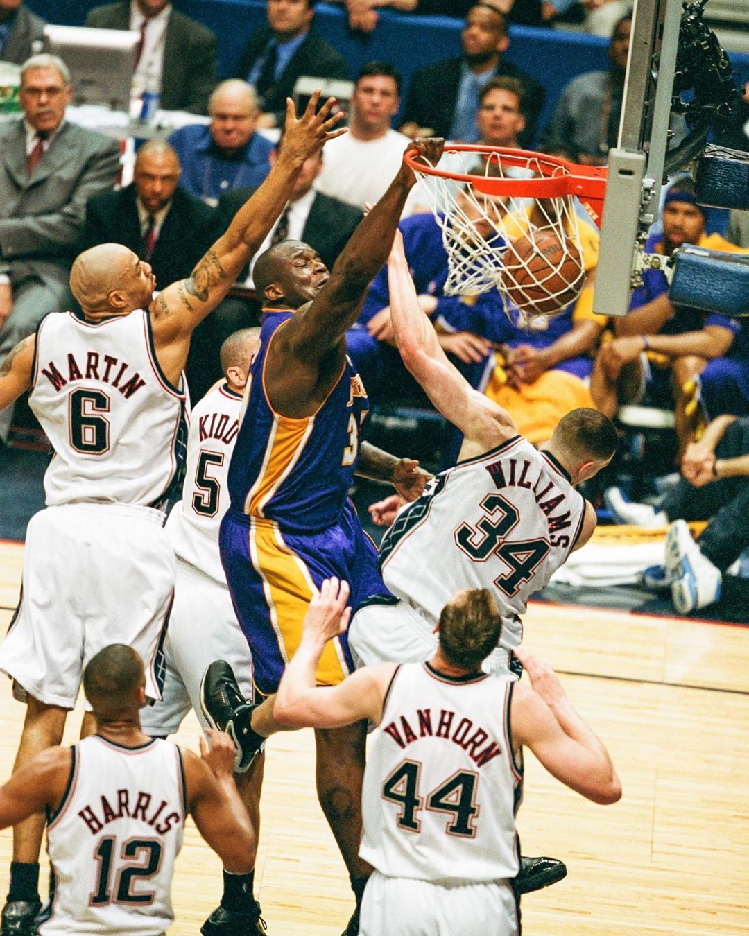 队的紧密配 队的紧密配